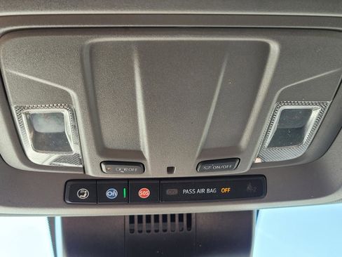 Used 2023 Chevrolet Silverado 1500 Custom Trail Boss image 27