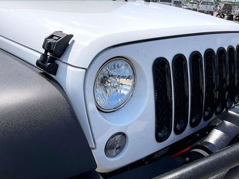 Used 2016 Jeep Wrangler Sport w/ Quick Order Package 24S AWD/4WD image 27
