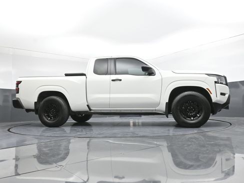 Used 2024 Nissan Frontier S w/ Technology Package image 33