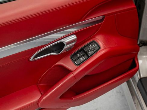 Used 2013 Porsche Boxster S image 27