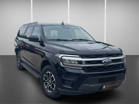 Used 2024 Ford Expedition Max XLT AWD/4WD image 2