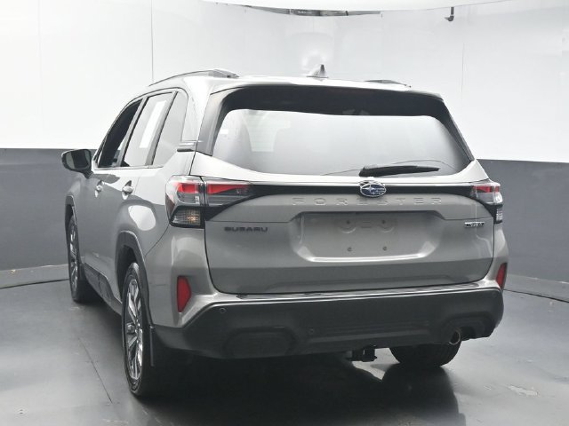 Certified 2025 Subaru Forester Touring w/ Popular Package - Touring AWD/4WD image 6