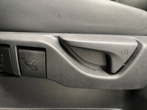 Used 2025 Toyota Grand Highlander FWD image 18