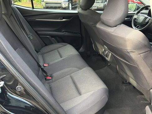 Used 2025 Toyota Camry LE FWD image 11