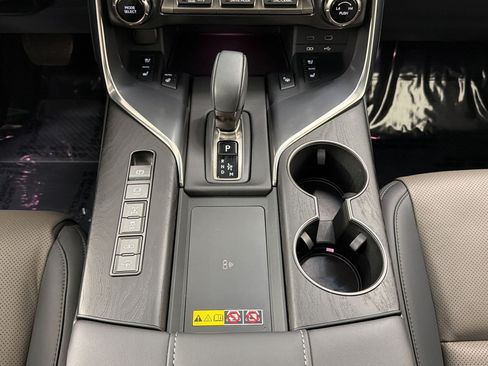 Certified 2025 Lexus LX 700h Overtrail AWD/4WD image 17