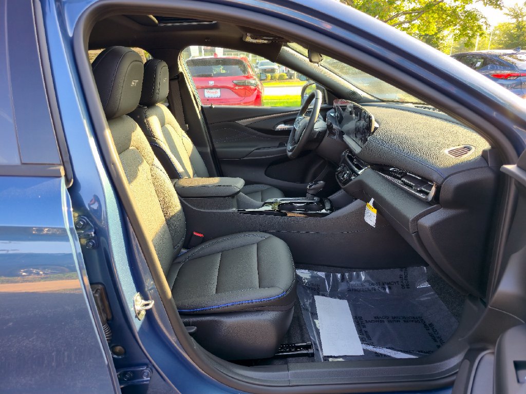 New 2026 Buick Envista Sport Touring w/ Convenience I Package FWD image 25