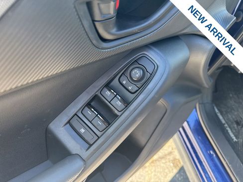 Used 2025 Subaru Crosstrek 2.0i Premium image 18