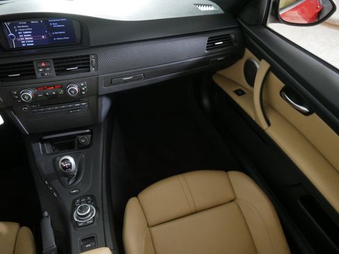 Used 2009 BMW M3 Convertible RWD image 11