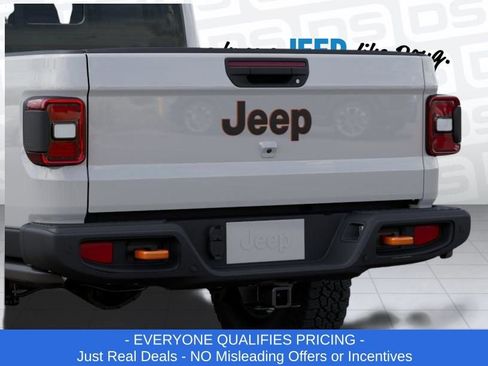 New 2026 Jeep Gladiator Mojave image 13