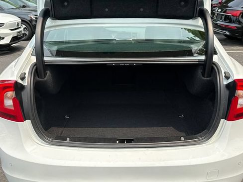 Used 2017 Volvo S60 T5 Dynamic w/ Vision Package AWD/4WD image 46