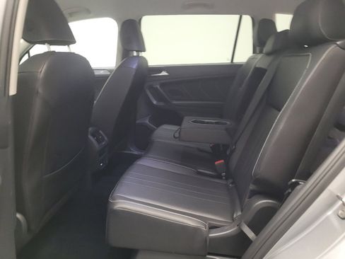Used 2022 Volkswagen Tiguan SE FWD image 18