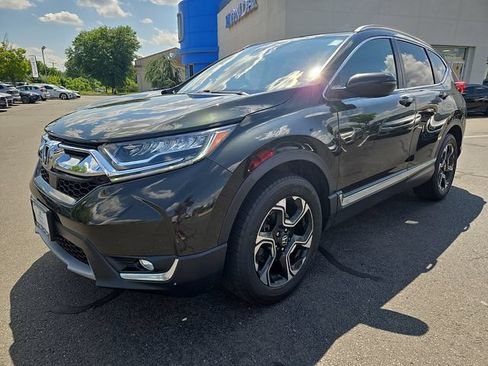 Used 2018 Honda CR-V Touring image 3