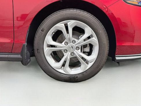 Used 2025 Honda Accord LX image 29