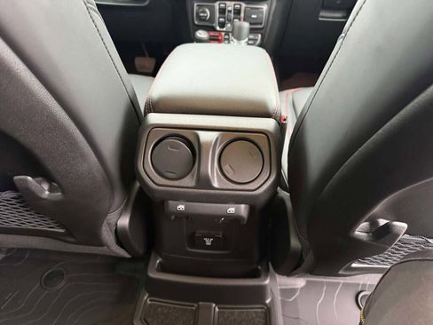 New 2026 Jeep Wrangler Unlimited Rubicon image 23