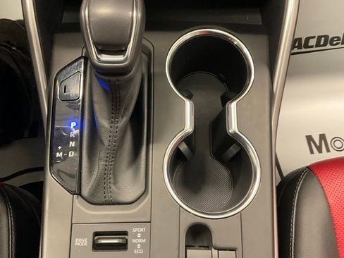 Used 2021 Toyota Highlander XSE image 28