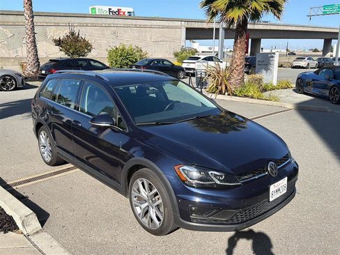 Used 2019 Volkswagen Golf Alltrack SE AWD/4WD image 4