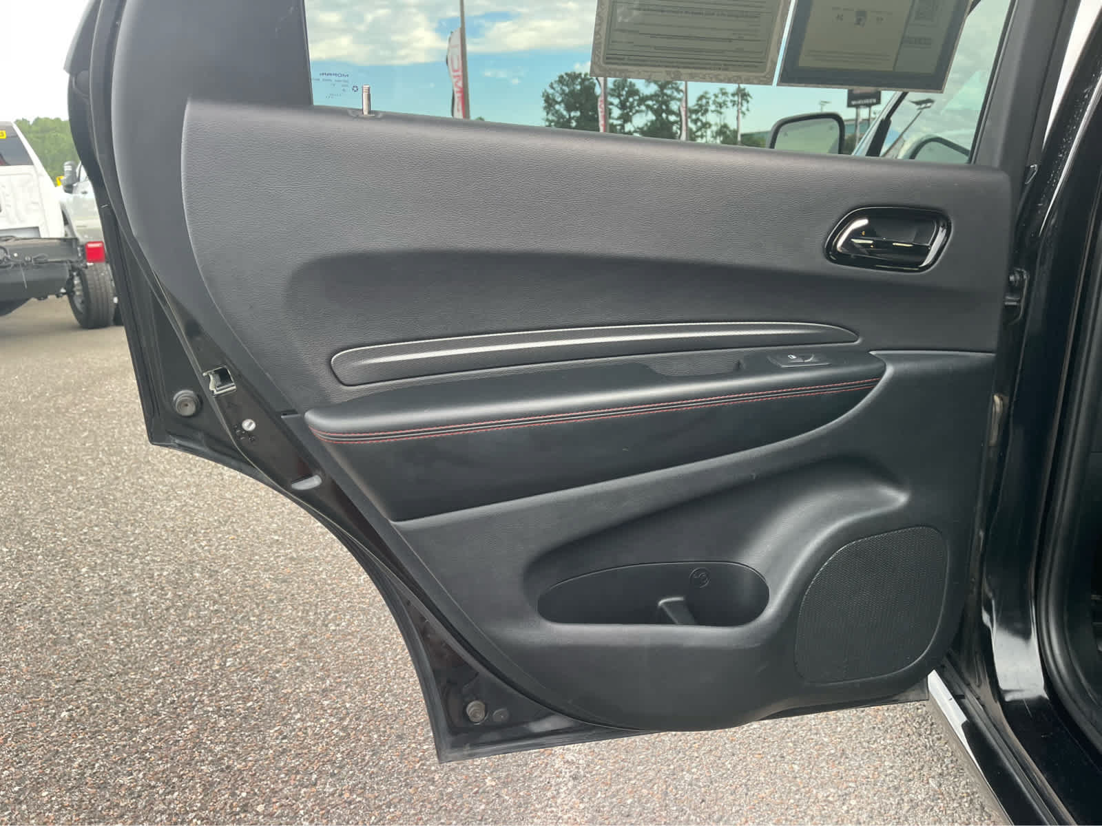 Used 2025 Dodge Durango GT AWD/4WD image 19