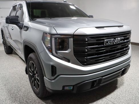 Used 2026 GMC Sierra 1500 Elevation AWD/4WD image 5