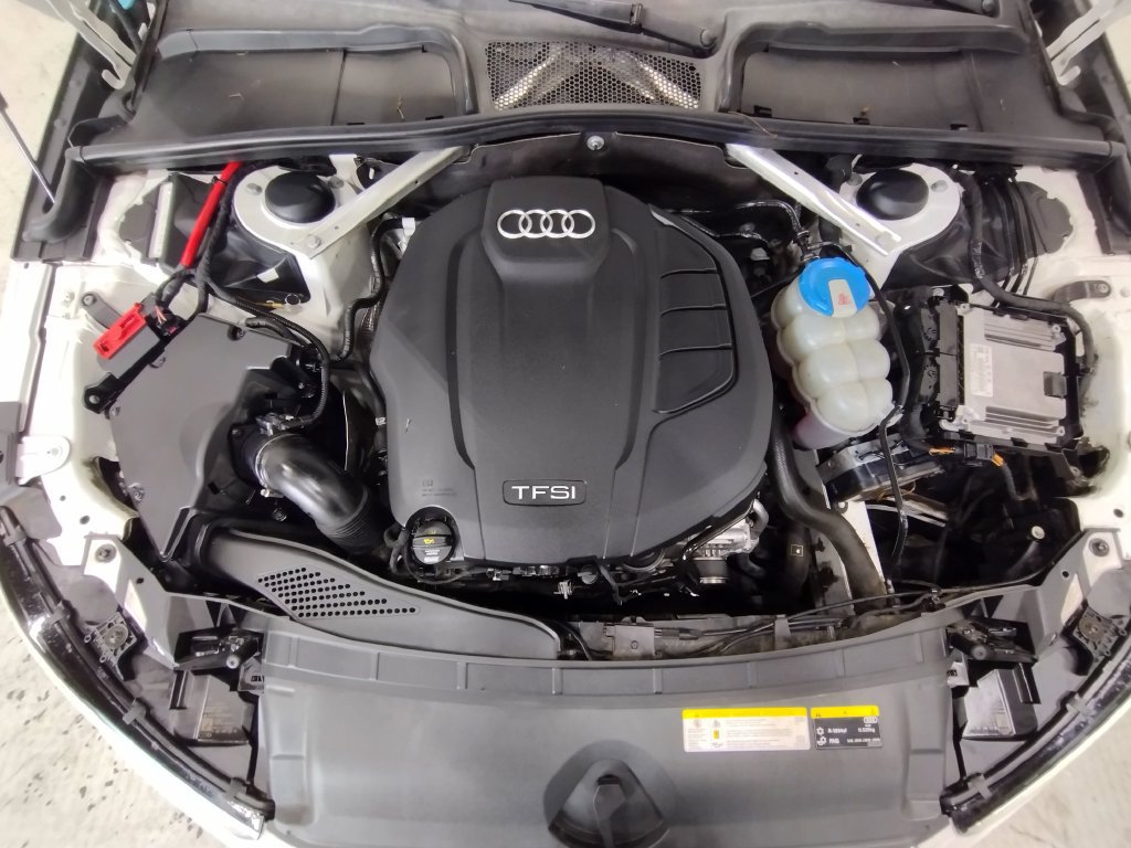 Used 2018 Audi A4 2.0T Ultra Premium Plus w/ Premium Plus Package FWD image 8