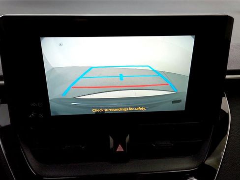 Certified 2024 Toyota Corolla LE image 31