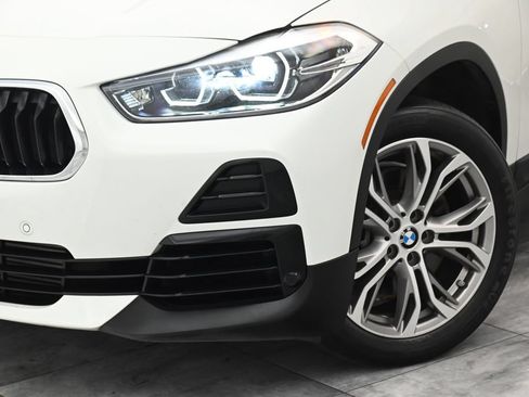 Used 2022 BMW X2 xDrive28i w/ Convenience Package AWD/4WD image 2