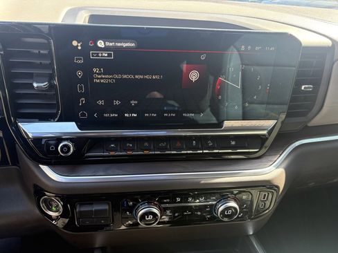 Used 2022 GMC Sierra 1500 SLT w/ SLT Premium Plus Package image 24