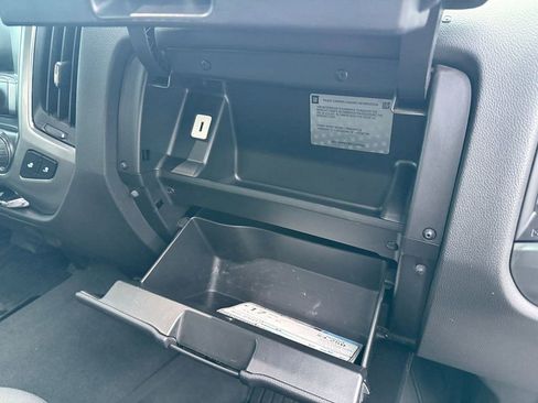 Used 2019 Chevrolet Silverado 1500 LT w/ All Star Edition image 26