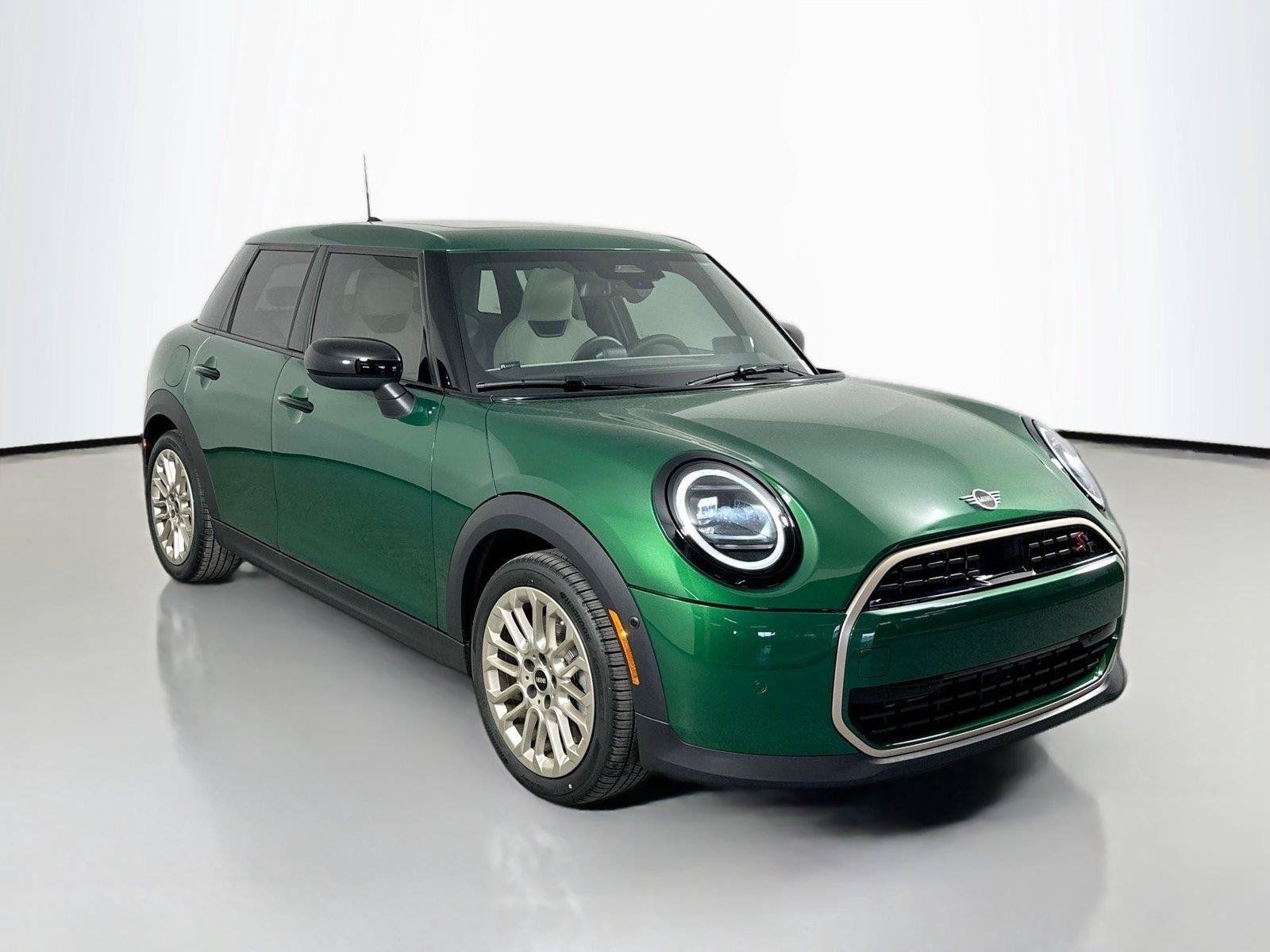 Used 2025 MINI Cooper S FWD image 3