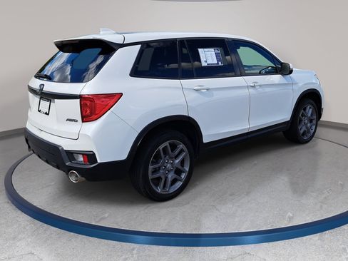 Used 2023 Honda Passport EX-L image 5
