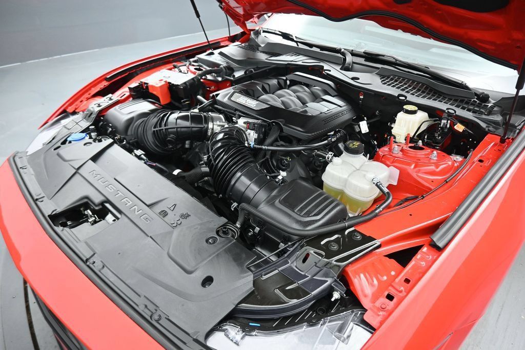 Used 2025 Ford Mustang GT Premium RWD image 46