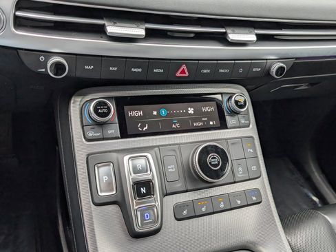 Used 2023 Hyundai Palisade Calligraphy image 22