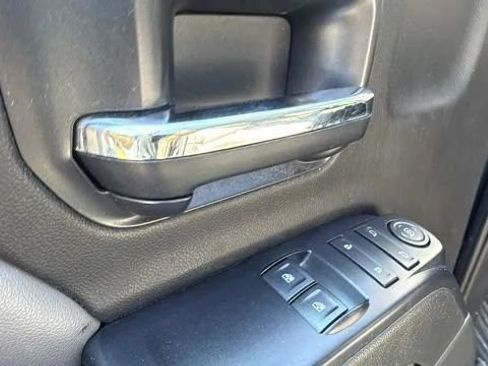 Used 2015 Chevrolet Silverado 1500 W/T w/ WT Convenience Package AWD/4WD image 9