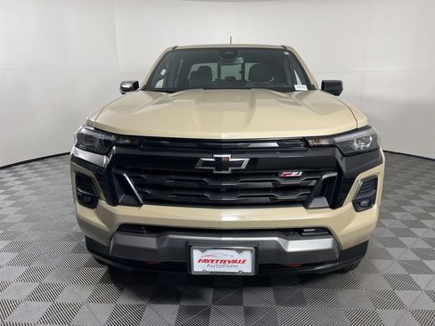 Certified 2024 Chevrolet Colorado Z71 w/ Z71 Convenience Package 2 AWD/4WD image 16