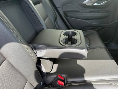 Used 2020 GMC Terrain SLT w/ Preferred Package FWD image 12