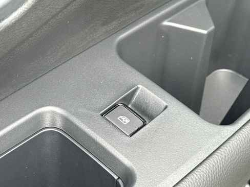 New 2026 Nissan Pathfinder SL AWD/4WD image 29