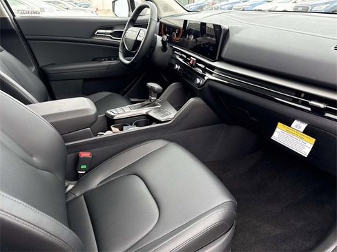 New 2026 Kia Sportage EX image 16