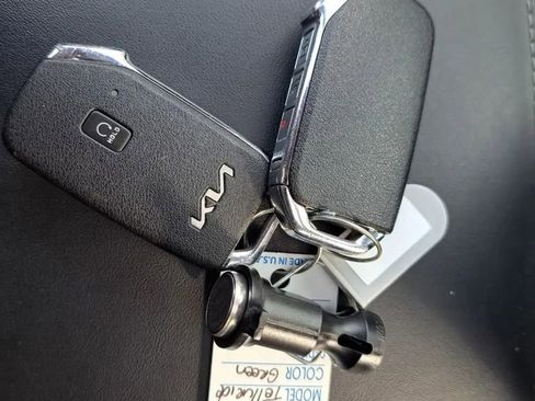 Used 2022 Kia Telluride SX image 33