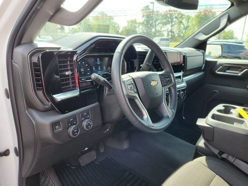 Used 2023 Chevrolet Silverado 1500 LT image 34