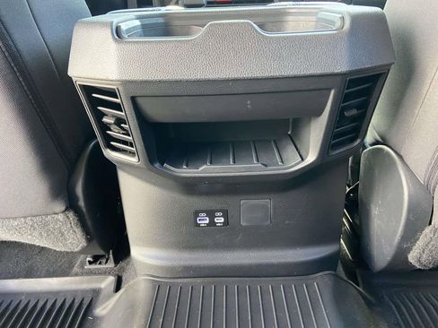Used 2024 Toyota Tundra SR AWD/4WD image 18