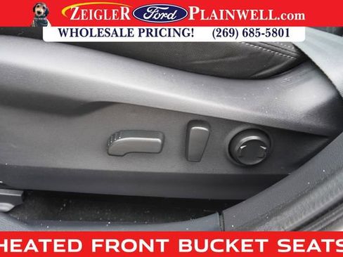 Used 2024 Subaru Outback Premium image 19