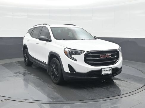 Used 2020 GMC Terrain SLE w/ Driver Convenience Package FWD image 8