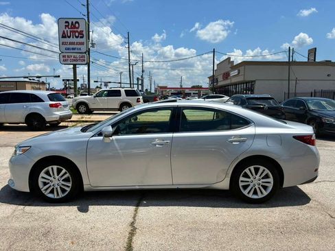Used 2014 Lexus ES 350 w/ Premium Package FWD image 3