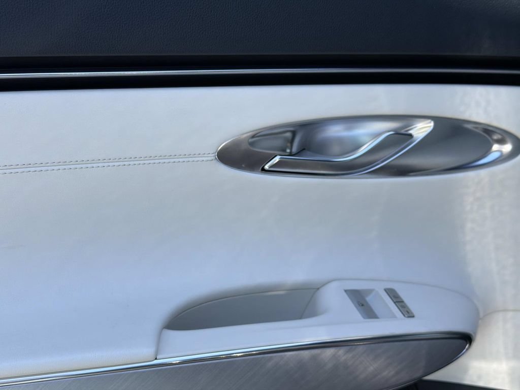 Certified 2023 Genesis Electrified GV70 AWD/4WD image 15