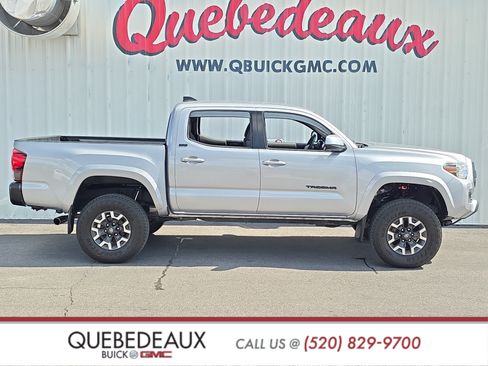 Used 2021 Toyota Tacoma SR5 RWD image 8
