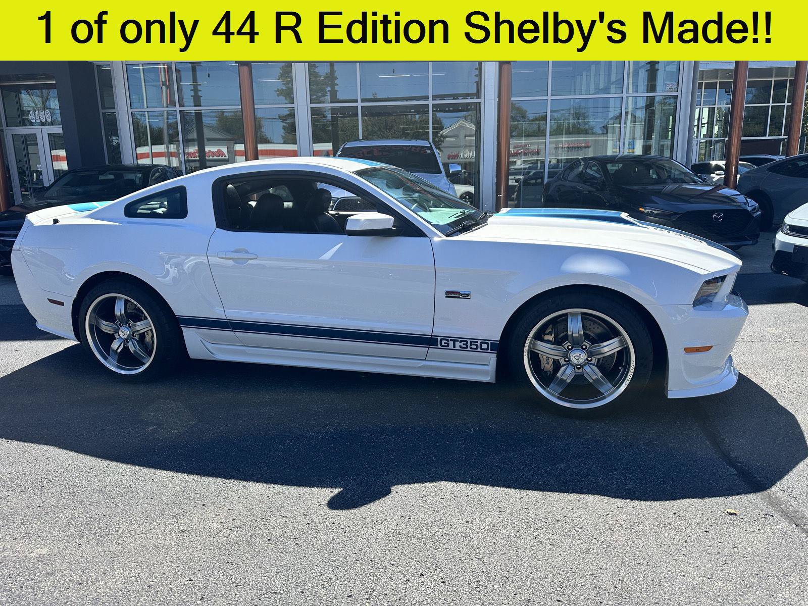 Used 2011 Ford Mustang GT Premium w/ Security Pkg RWD image 27