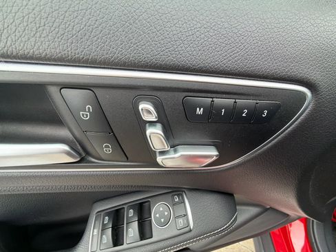 Used 2018 Mercedes-Benz GLA 250 4MATIC image 15