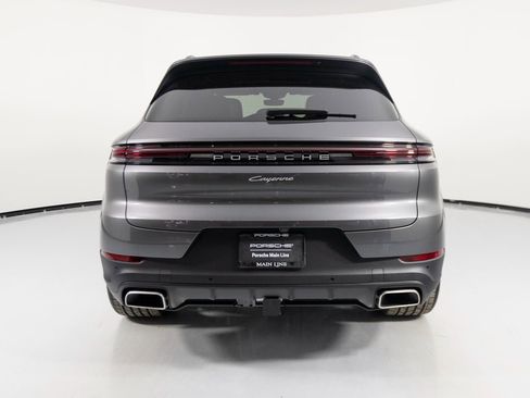 New 2026 Porsche Cayenne image 11