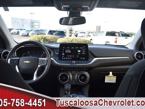 New 2026 Chevrolet Blazer LT image 3