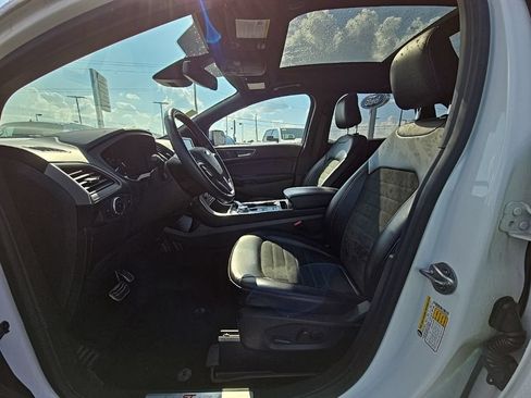 Used 2023 Ford Edge ST-Line AWD/4WD image 11