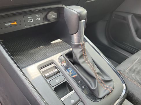 Used 2025 Honda CR-V Sport image 28